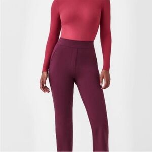 SPANX The Perfect Pant, Kick Flare, Chianti, EUC size SMALL